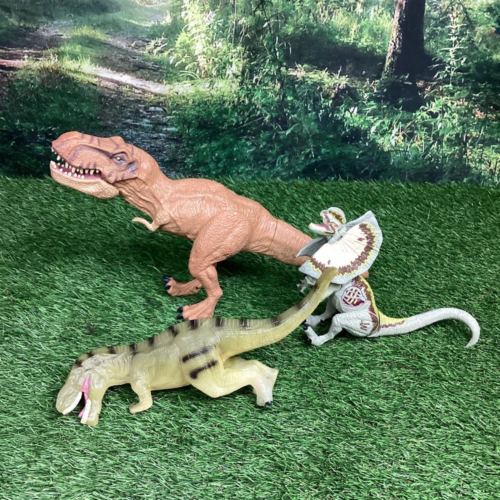 3 Jurassic World Dinosaurs